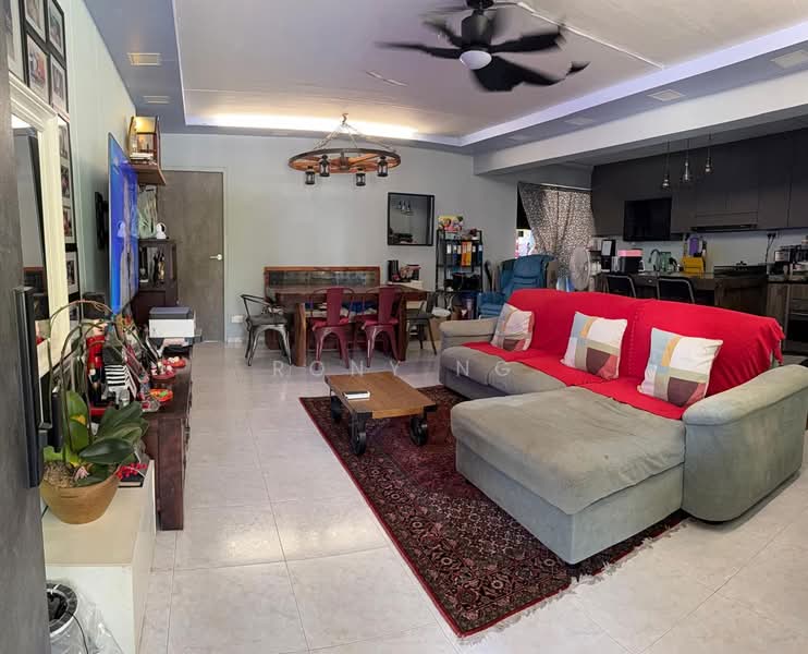 497C Tampines Street 45, 497C Tampines Street 45, 3 Bedrooms, 1,098 sqft, HDB Flat For Sale, by Rony Ng, 500122705 - Living Room - PropertyGuru.com.sg