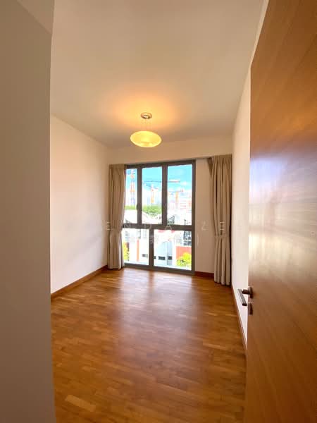 Woodhaven, 71 Woodgrove Avenue, 3 Bedrooms, 1,173 sqft, Condominium For Sale, by Brenda Zee (徐黎倫), 500122710 - Bedroom - PropertyGuru.com.sg