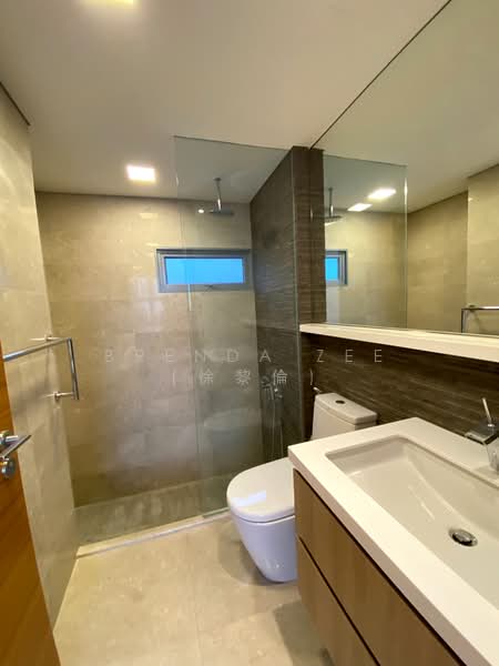 Woodhaven, 71 Woodgrove Avenue, 3 Bedrooms, 1,173 sqft, Condominium For Sale, by Brenda Zee (徐黎倫), 500122710 - Bathroom - PropertyGuru.com.sg