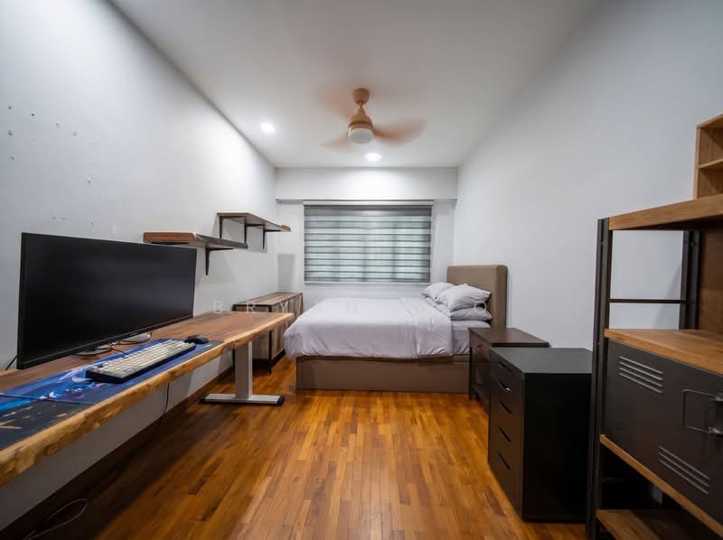 Summerlea Green, Kismis Road, 5 Bedrooms, 3,100 sqft, Terraced House For Sale, by Bryan Neo, 500122720 - Common bedroom - PropertyGuru.com.sg