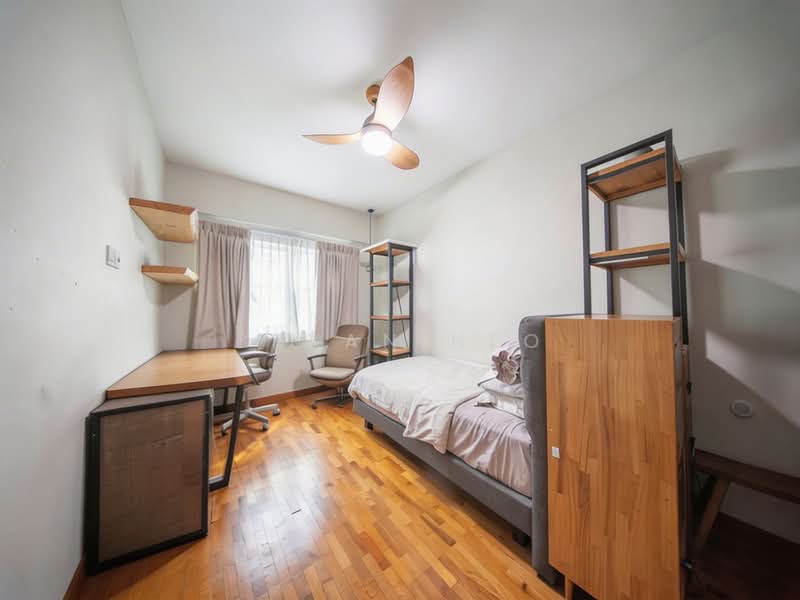 Summerlea Green, Kismis Road, 5 Bedrooms, 3,100 sqft, Terraced House For Sale, by Bryan Neo, 500122720 - Common bedroom - PropertyGuru.com.sg