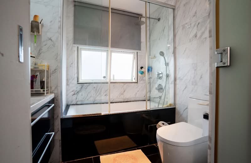 Horizon Green, Ang Mo Kio Avenue 2, 6 Bedrooms, 3,197 sqft, Terraced House For Sale, by Dave Tan, 500122726 - Bathroom - PropertyGuru.com.sg