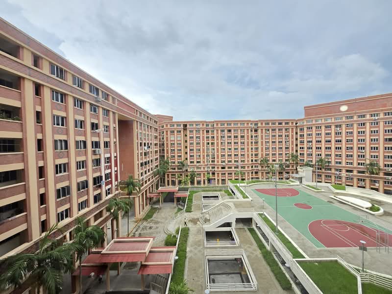 497B Tampines Street 45, 497B Tampines Street 45, 3 Bedrooms, 1,098 sqft, HDB Flat For Sale, by William Tan, 500122729 - Exterior - PropertyGuru.com.sg