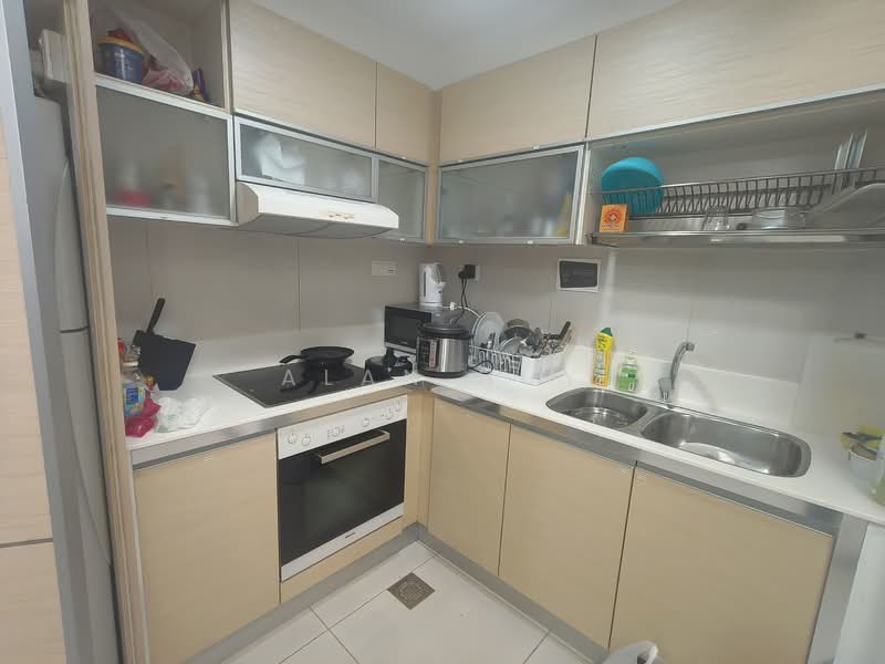 The Sail @ Marina Bay, 6 Marina Boulevard, Room Rental, 200 sqft, Condominium For Rent, by Alan Huy, 500122730 - Kitchen - PropertyGuru.com.sg