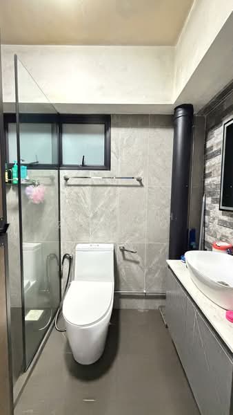 773 Woodlands Drive 60, 773 Woodlands Drive 60, 3 Bedrooms, 990 sqft, HDB Flat For Sale, by Jose Loh Zhenhao, 500122748 - Bathroom - PropertyGuru.com.sg