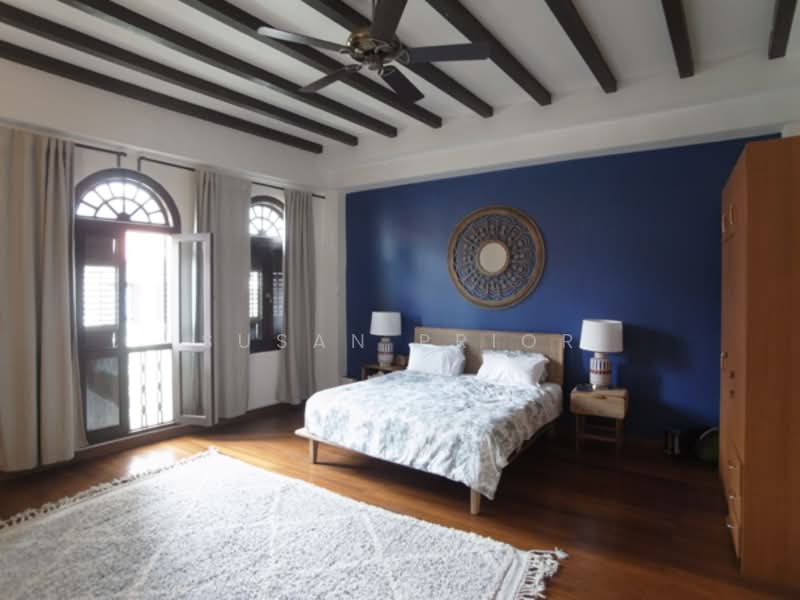 3 1/2 Storeys Fit For a King! BLAIR / CARPARK, Spottiswoode Park Road, Blair Road, 6 Bedrooms, 5,950 sqft, Conservation House For Sale, by Susan Prior, 500122756 - Bedroom - PropertyGuru.com.sg