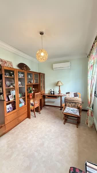 687C Choa Chu Kang Drive, 687C Choa Chu Kang Drive, 3 Bedrooms, 1,184 sqft, HDB Flat For Sale, by Joe Ng Xu Hong 黄緒汯, 500122762 - Study - PropertyGuru.com.sg