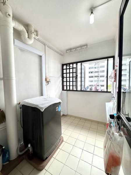 939 Hougang Street 92, 939 Hougang Street 92, Room Rental, 100 sqft, HDB Flat For Rent, by Bernie Cheo, 500122766 - Service Yard - PropertyGuru.com.sg