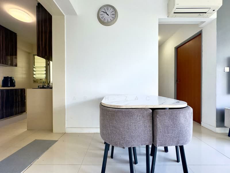 890A Tampines Avenue 1, 890A Tampines Avenue 1, 2 Bedrooms, 743 sqft, HDB Flat For Sale, by Farah Zack, 500122770 - Kitchen - PropertyGuru.com.sg