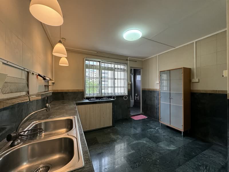 155 Simei Road, 155 Simei Road, 3 Bedrooms, 1,350 sqft, HDB Flat For Rent, by JT Goh, 500122773 - Kitchen - PropertyGuru.com.sg