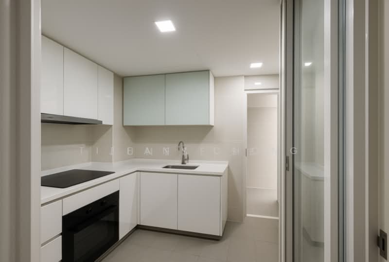 Beacon Heights, 8 Mar Thoma Road, 3 Bedrooms, 893 sqft, Condominium For Sale, by Tiffany Chong, 500122781 - Kitchen - Beacon Heights for sale - PropertyGuru.com.sg