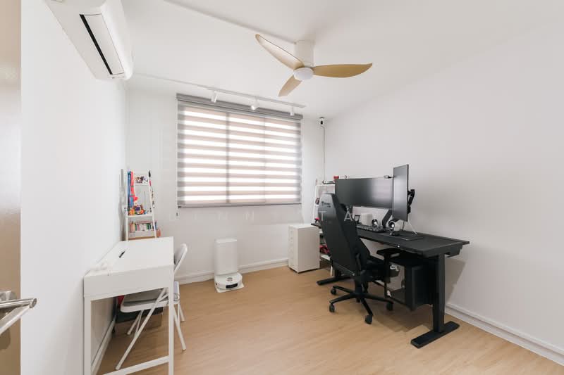 839 Tampines Street 83, 839 Tampines Street 83, 3 Bedrooms, 84 sqft, HDB Flat For Sale, by Benny Tay, 500122784 - Bedroom - PropertyGuru.com.sg