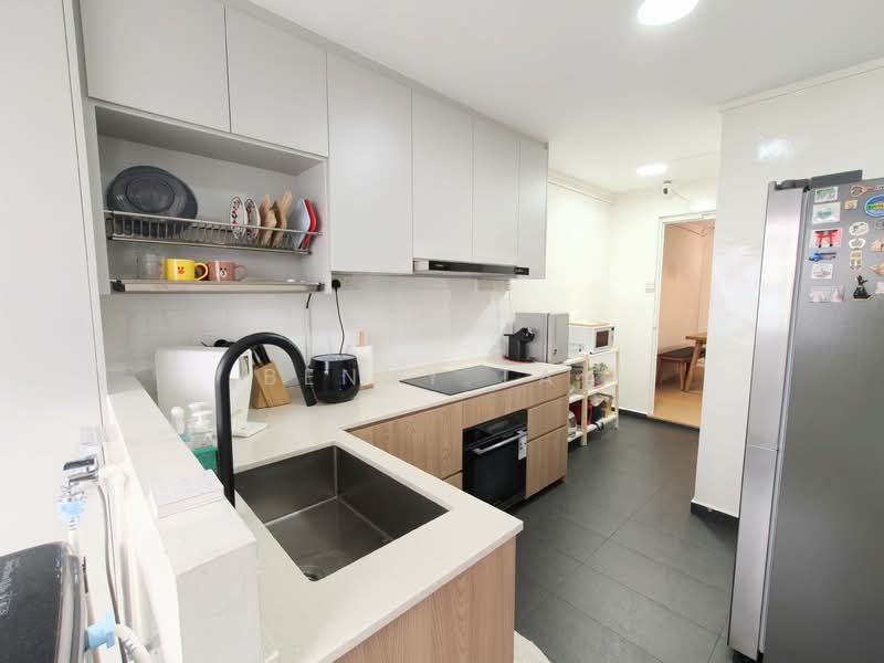 839 Tampines Street 83, 839 Tampines Street 83, 3 Bedrooms, 84 sqft, HDB Flat For Sale, by Benny Tay, 500122784 - Kitchen - PropertyGuru.com.sg
