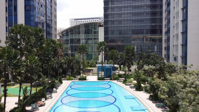 City Square Residences, 2 Kitchener Link, 2 Bedrooms, 840 sqft, Condominium For Rent, by Connie Pan 潘瑩瑩, 500122797 - Pool - PropertyGuru.com.sg