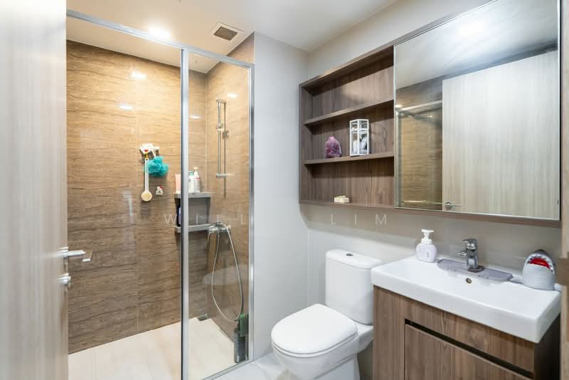 Sol Acres, 8 Choa Chu Kang Grove, 3 Bedrooms, 850 sqft, Executive Condominium For Sale, by Willie Lim, 500122800 - Bathroom - PropertyGuru.com.sg