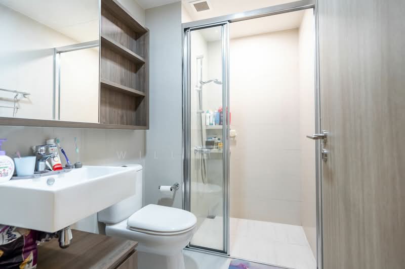 Sol Acres, 8 Choa Chu Kang Grove, 3 Bedrooms, 850 sqft, Executive Condominium For Sale, by Willie Lim, 500122800 - Bathroom - PropertyGuru.com.sg