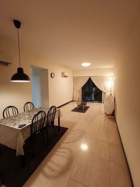 The Bencoolen, 180 Bencoolen Street, 2 Bedrooms, 829 sqft, Apartment For Sale, by Judy Hu 胡艳, 500122807 - Dining Room - PropertyGuru.com.sg