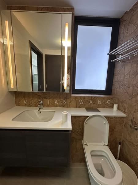 Sims Urban Oasis, 2 Sims Drive, 2 Bedrooms, 624 sqft, Condominium For Rent, by Vivian Wang, 500122808 - Bathroom - PropertyGuru.com.sg