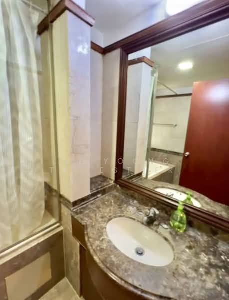 Parc Vista, 456 Corporation Road, Room Rental, 200 sqft, Condominium For Rent, by Lee Yoong Tai Esther, 500122809 - Bathroom - PropertyGuru.com.sg