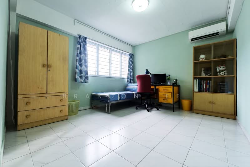 For Rent - 212 Serangoon Avenue 4