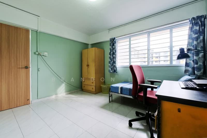 For Rent - 212 Serangoon Avenue 4