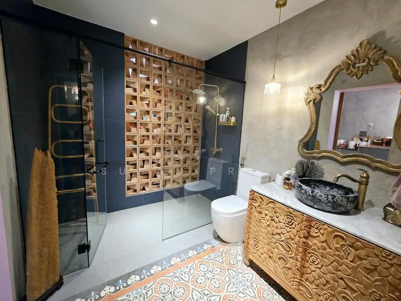 River Valley/ Hoot Kiam/ Great World MRT, River Valley, Hoot Kiam Road Conservation, 3 Bedrooms, 3,150 sqft, Conservation House For Sale, by Susan Prior, 500122827 - PropertyGuru.com.sg