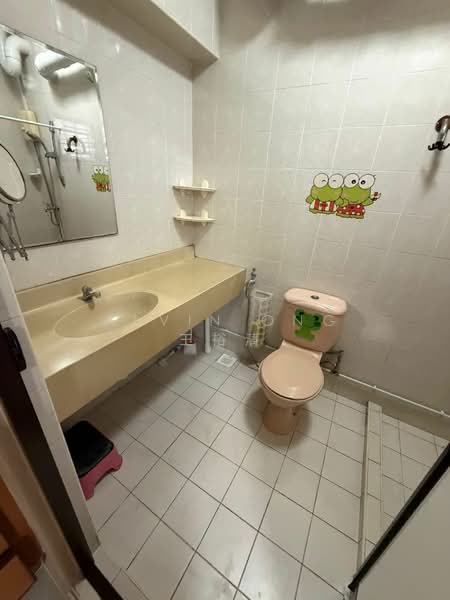 189A Rivervale Drive, 189A Rivervale Drive, 3 Bedrooms, 1,410 sqft, HDB Flat For Rent, by Alvin Ong 王裕清, 500122834 - Bathroom - PropertyGuru.com.sg