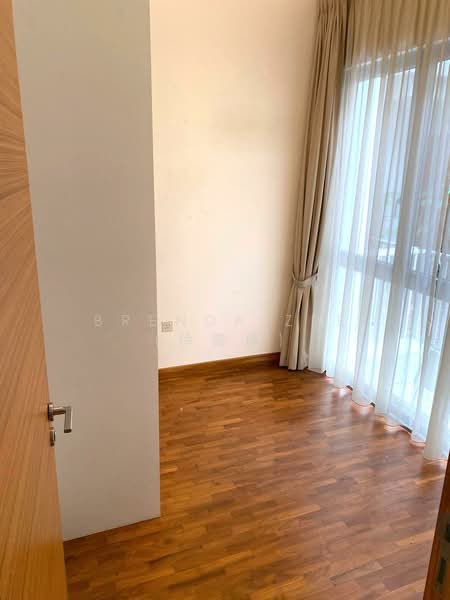 FOREIGNERS ELIGIBLE!!! Woodhaven Townhouse ✧ Near Schools & MRT, Woodgrove Avenue, Woodlands, Woodhaven, 4 Bedrooms, 3,358 sqft, Town House For Sale, by Brenda Zee (徐黎倫), 500122849 - Bedroom - PropertyGuru.com.sg