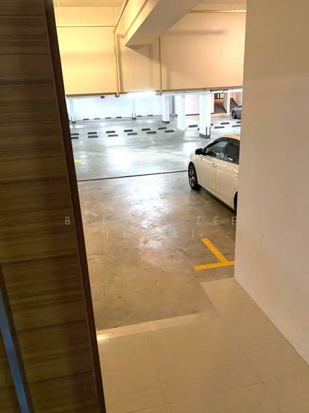 FOREIGNERS ELIGIBLE!!! Woodhaven Townhouse ✧ Near Schools & MRT, Woodgrove Avenue, Woodlands, Woodhaven, 4 Bedrooms, 3,358 sqft, Town House For Sale, by Brenda Zee (徐黎倫), 500122849 - Private Carpark - PropertyGuru.com.sg