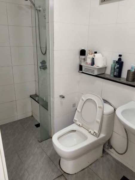 The Centris, 65 Jurong West Central 3, Room Rental, 80 sqft, Apartment For Rent, by Ping Neo, 500122850 - Bathroom - PropertyGuru.com.sg