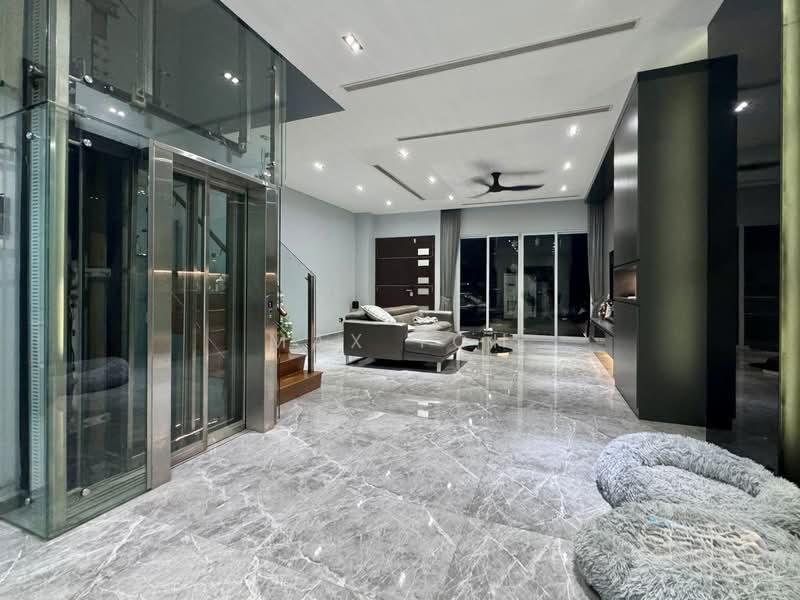 ⭐️⭐️ LANDED7772 @ FREEHOLD MOVE NEAR SARACA, SARACA VINCINITY, 4 Bedrooms, 3,500 sqft, Terraced House For Sale, by Max Toh, 500122853 - Living Room - PropertyGuru.com.sg