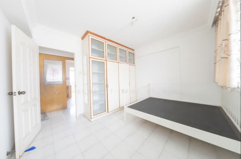 470 Pasir Ris Drive 6, 470 Pasir Ris Drive 6, 3 Bedrooms, 1,109 sqft, HDB Flat For Sale, by Vernetta Tan, 500122861 - Bedroom - PropertyGuru.com.sg