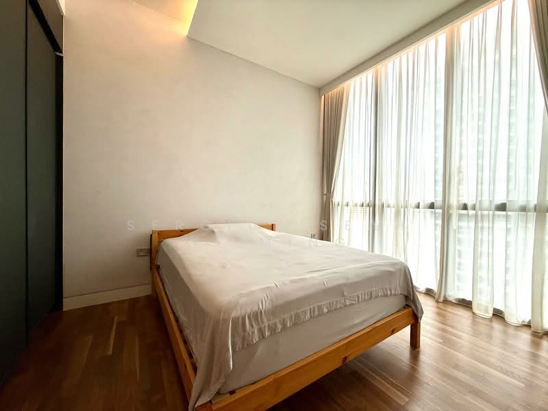Martin Modern, 10 Martin Place, 2 Bedrooms, 764 sqft, Apartment For Sale, by Sergius Seah Weiming, 500122878 - Master Bedroom - PropertyGuru.com.sg