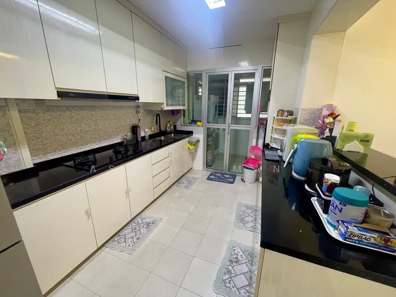 365B Sembawang Crescent, 365B Sembawang Crescent, 3 Bedrooms, 1,001 sqft, HDB Flat For Sale, by Ashcvin Mani, 500122880 - Kitchen - PropertyGuru.com.sg