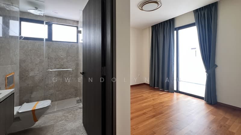 Bedok Avenue, BEDOK AVENUE, 5 Bedrooms, 5,238 sqft, Semi-Detached House For Rent, by Gwendolyn Au, 500122886 - Bathroom - PropertyGuru.com.sg