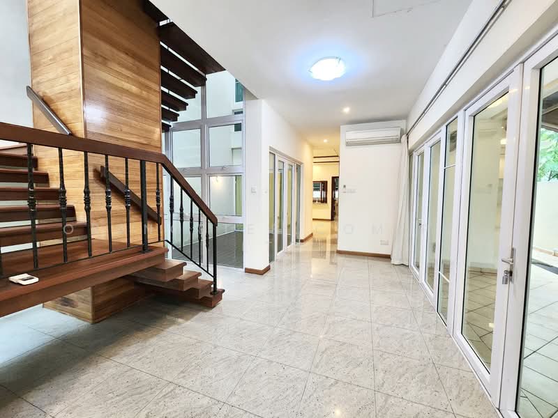Princess of Wales Road, , 5 Bedrooms, 5,000 sqft, Semi-Detached House For Rent, by JIMMY, 500122889 - Hallway - PropertyGuru.com.sg