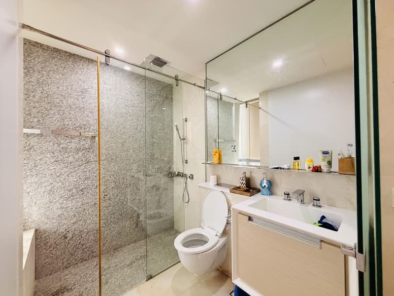 Silversea, 48 Marine Parade Road, 4 Bedrooms, 2,530 sqft, Condominium For Rent, by Seema Gupta, 500122903 - Bathroom - PropertyGuru.com.sg
