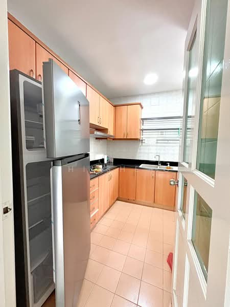 Le Wood, 21 Hindhede Drive, 3 Bedrooms, 1,270 sqft, Condominium For Rent, by Zhi Sheng, 500122905 - Kitchen - PropertyGuru.com.sg
