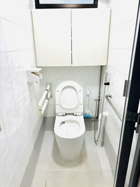 15 Upper Boon Keng Road, 15 Upper Boon Keng Road, Room Rental, 80 sqft, HDB Flat For Rent, by Cindy Chua, 500122920 - Bathroom - PropertyGuru.com.sg