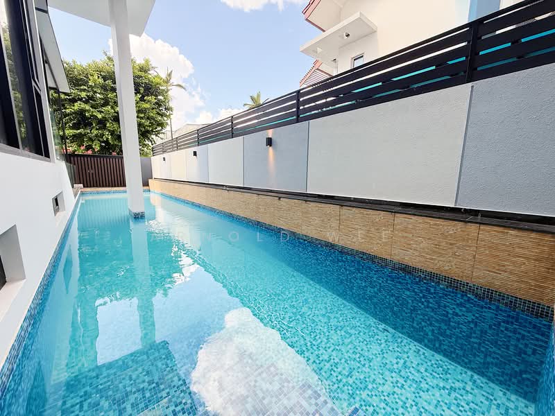 Jalan Jarak, Jalan Jarak, 6 Bedrooms, 5,255 sqft, Semi-Detached House For Sale, by Arnold Wee, 500122921 - Exterior - PropertyGuru.com.sg