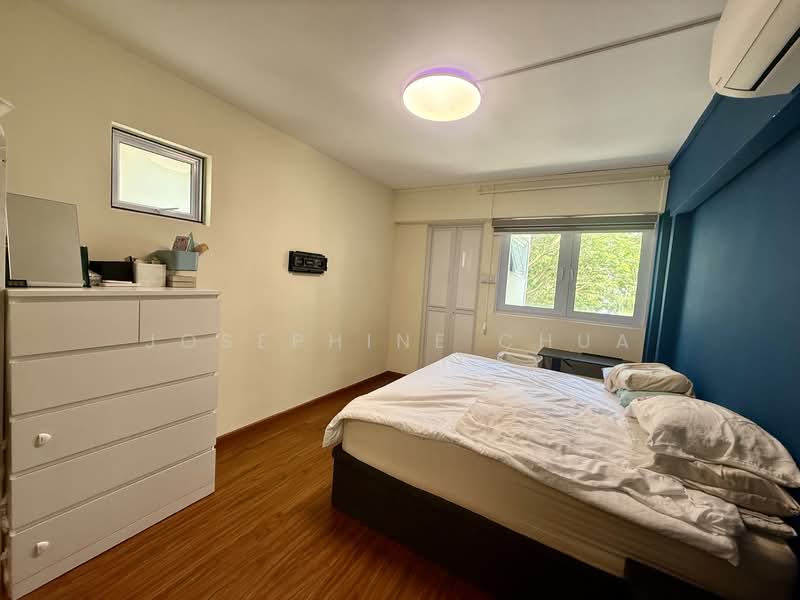 54 Pipit Road, 54 Pipit Road, 3 Bedrooms, 1,012 sqft, HDB Flat For Rent, by Josephine Chua, 500122940 - Master Bedroom - PropertyGuru.com.sg
