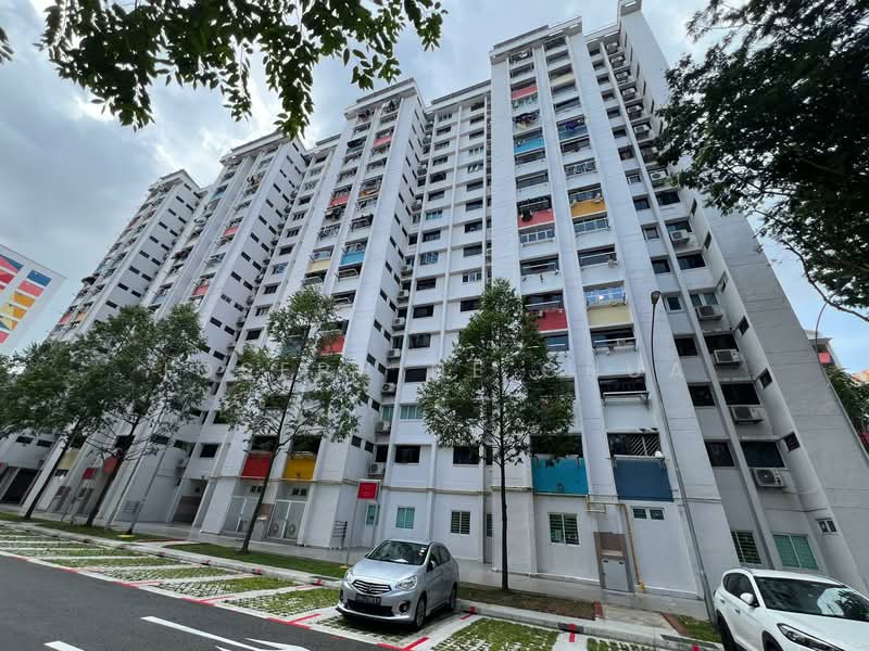 54 Pipit Road, 54 Pipit Road, 3 Bedrooms, 1,012 sqft, HDB Flat For Rent, by Josephine Chua, 500122940 - Exterior - PropertyGuru.com.sg