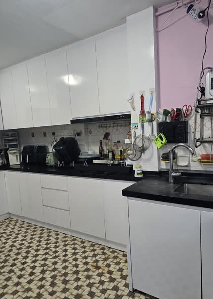 503 Bedok North Street 3, 503 Bedok North Street 3, 2 Bedrooms, 635 sqft, HDB Flat For Sale, by Mia Shee, 500122953 - Kitchen - PropertyGuru.com.sg