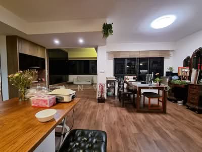 For Sale - 32 Ghim Moh Link