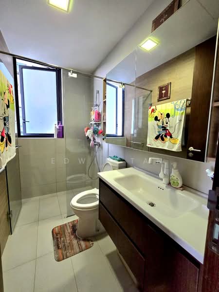 Foresque Residences, 107 Petir Road, Dairy Farm / Bukit Panjang / Choa Chu Kang, 3 Bedrooms, 1,238 sqft, Condominium For Sale, by Edwin Tan, 500122960 - Bathroom - PropertyGuru.com.sg