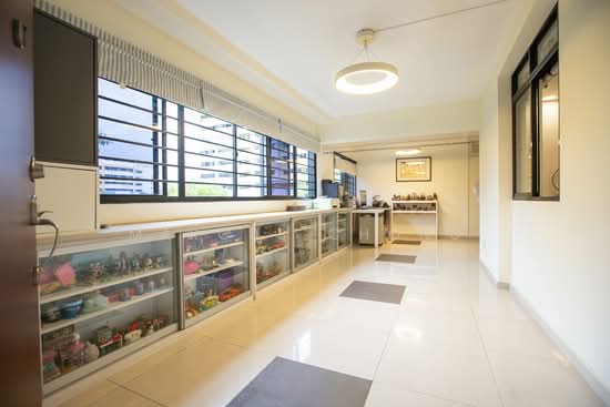 666 Yishun Avenue 4