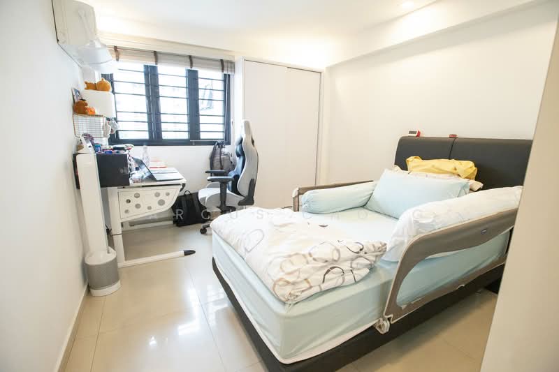 666 Yishun Avenue 4, 666 Yishun Avenue 4, 6 Bedrooms, 1,916 sqft, HDB Flat For Sale, by Marcus Chong, 500122966 - Bedroom 3 - PropertyGuru.com.sg