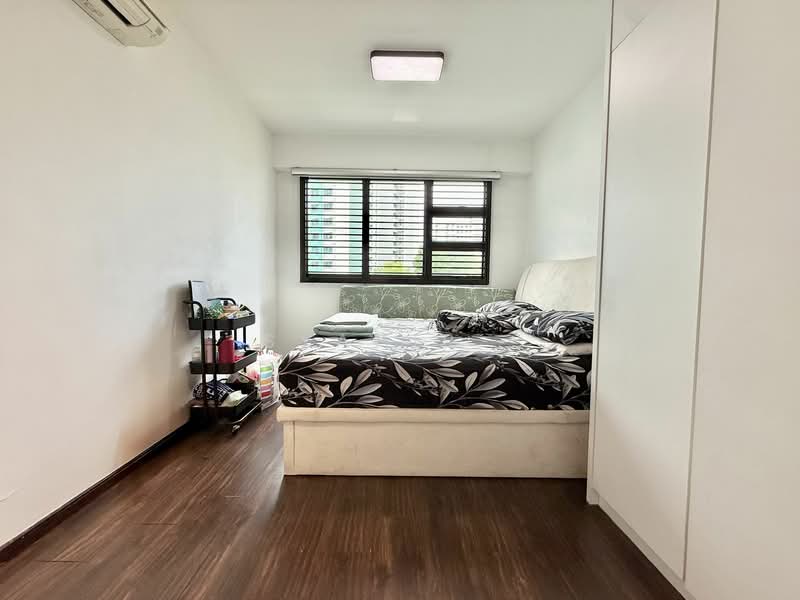 549A Segar Road, 549A Segar Road, 4 Bedrooms, 1,216 sqft, HDB Flat For Sale, by Syahir ., 500122968 - Bedroom - PropertyGuru.com.sg
