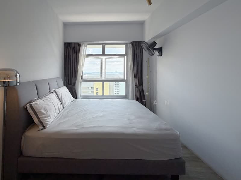 406B Northshore Drive, 406B Northshore Drive, 3 Bedrooms, 1,206 sqft, HDB Flat For Sale, by Sharon Tan, 500122970 - Bedroom 3 - PropertyGuru.com.sg