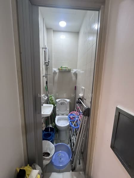 High Oak Condo, 11 Toh Tuck Road, 3 Bedrooms, 1,668 sqft, Condominium For Sale, by Matthew Chan, 500122975 - Bathroom - PropertyGuru.com.sg